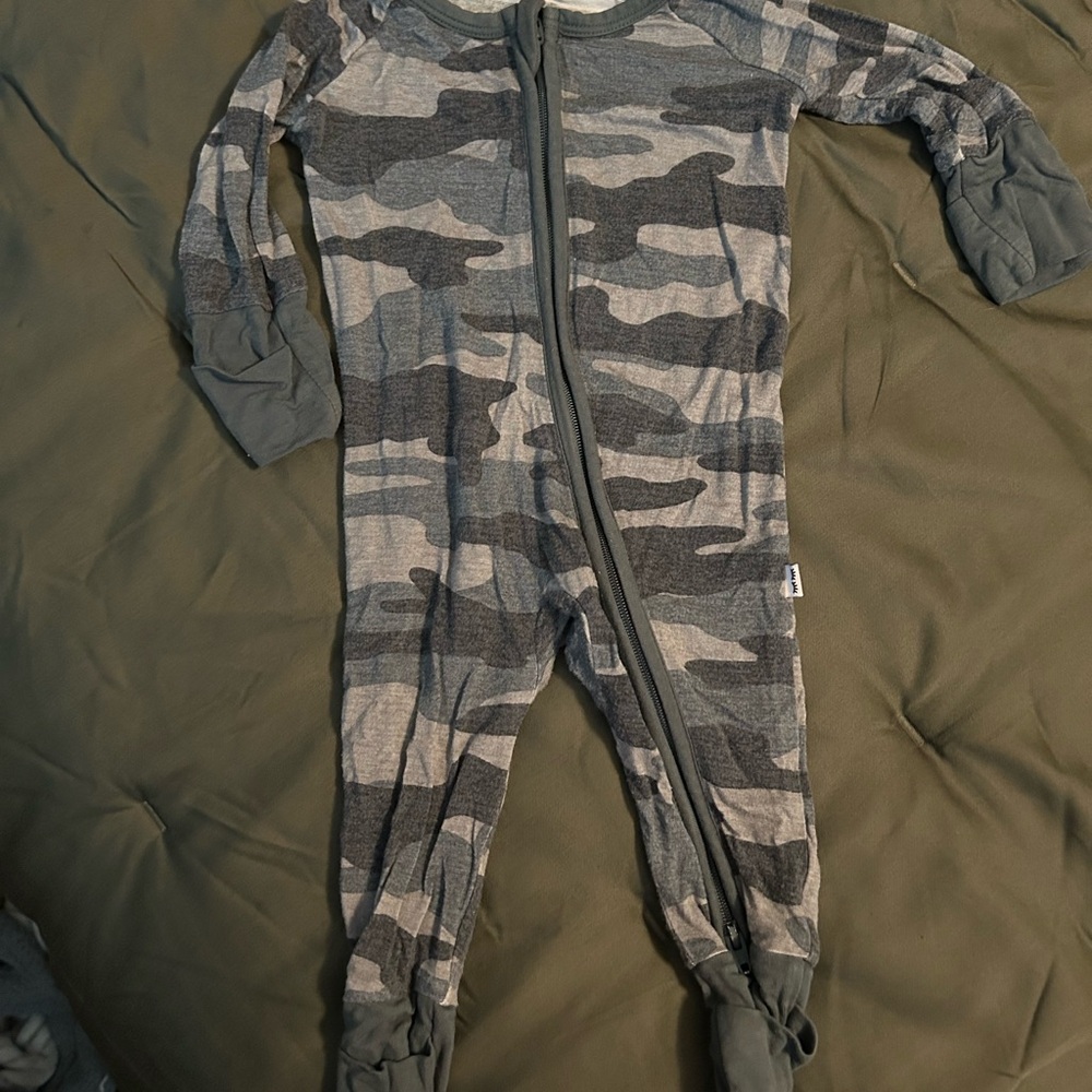 Little Sleepies Camouflage Zippy